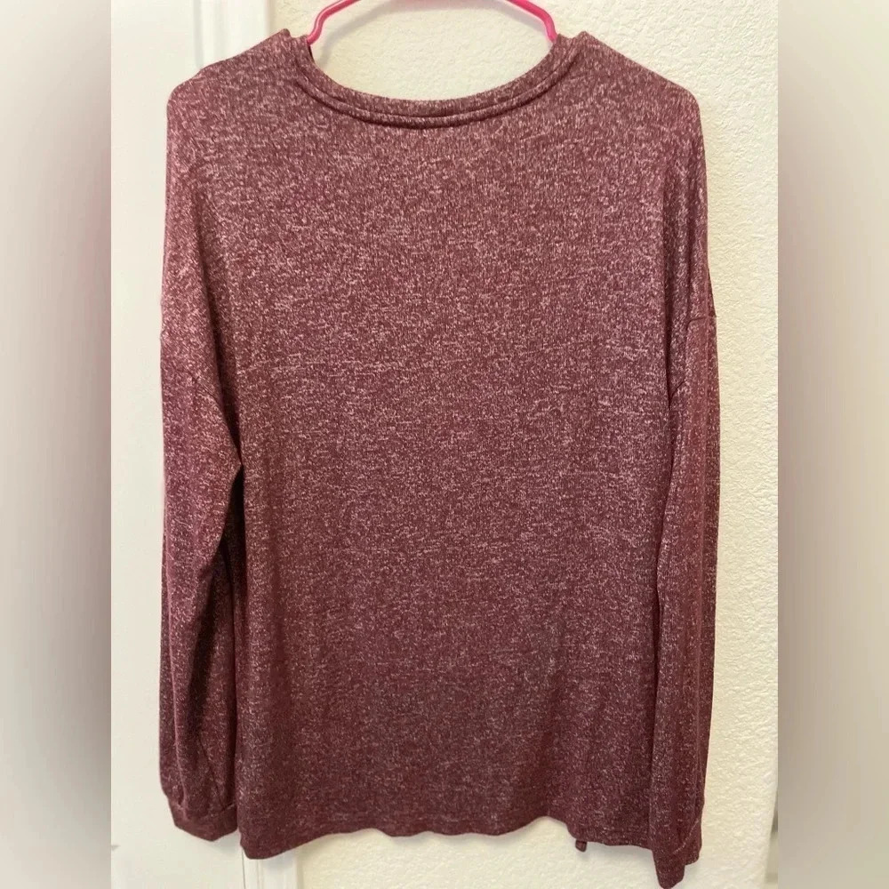 Nine West burgundy long sleeve blouse size M - Picture 3 of 4